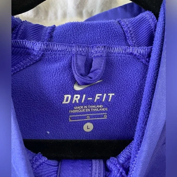 Nike Dri-Fit 1/4 Zip - Picture 7 of 7
